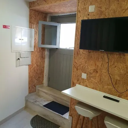 Apartamento Calcada Agostinho 1 *